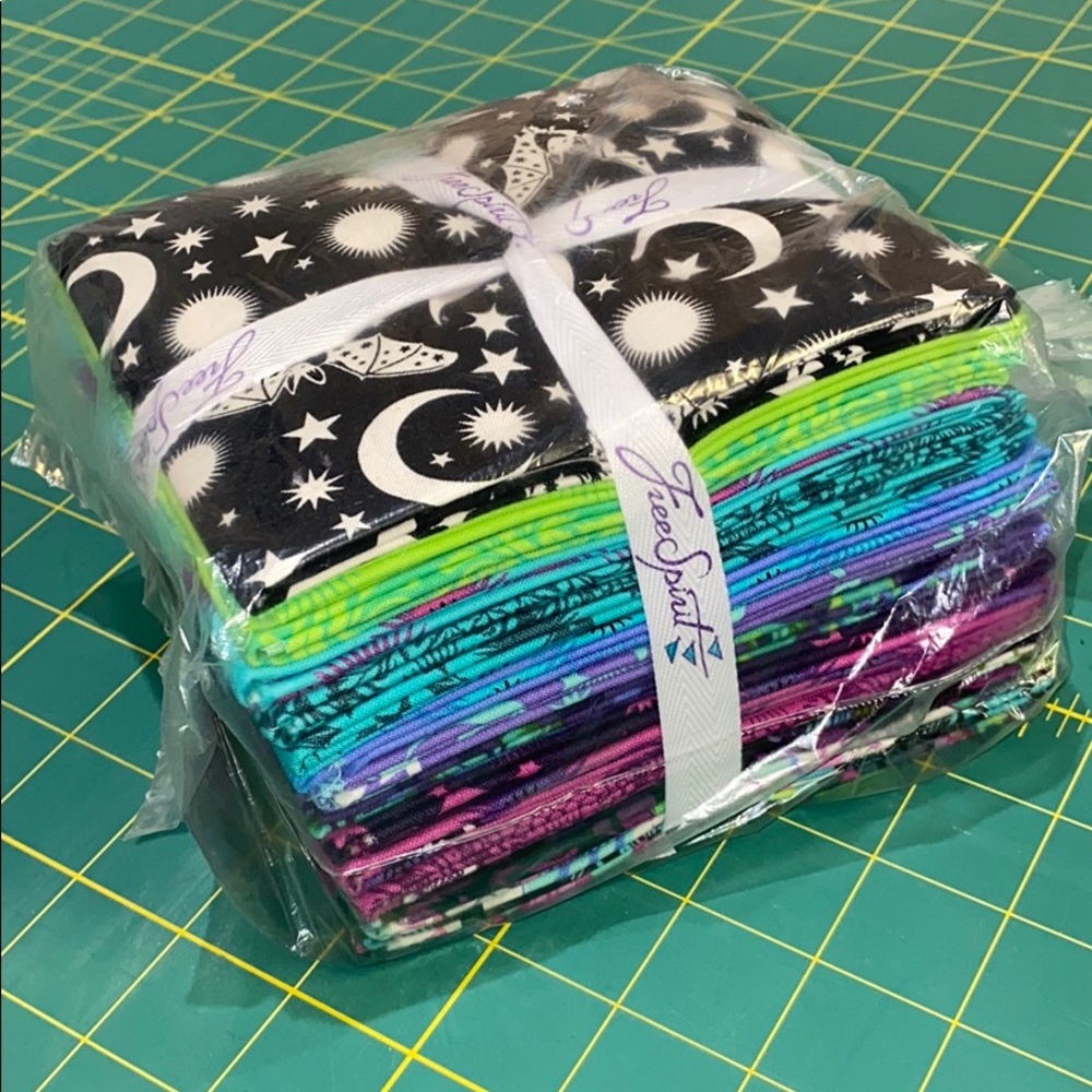 Tula Pink De La Luna 18 piece Fat Quarter Bundle